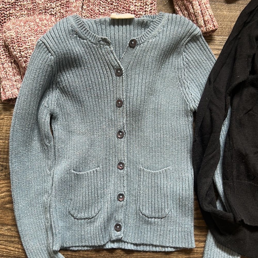 Girls cardigan sweaters - Picture 2 of 5